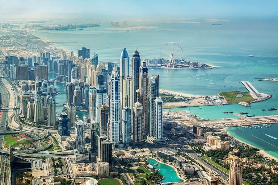 How to relocate to the UAE and get a residence visa