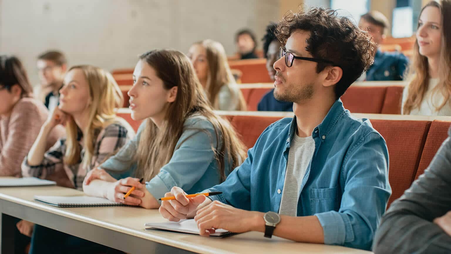 Selection of Best Portuguese Universities by Region