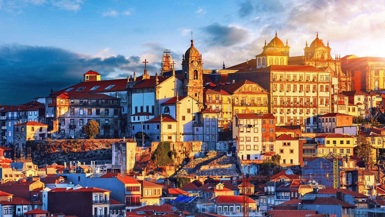 Real estate in Portugal: prices and costs of getting a residence permit in Europe