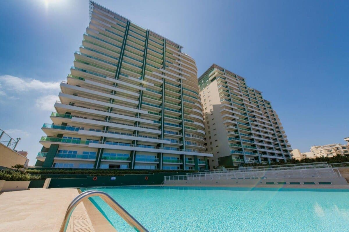 Apartments in a new residential high-rise project near the sea 1