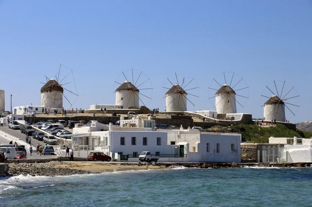 Hotel on the picturesque island 1