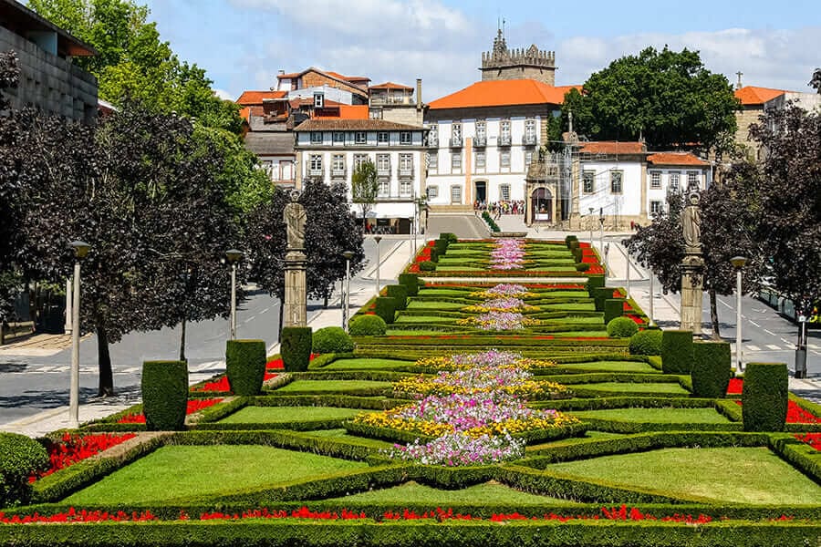 Tourist attractions in Portugal: Guimarães city view